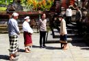 Kunjungi Pura Tirta Empul di Bali, Presiden Jokowi: Tetap Jaga Prokes